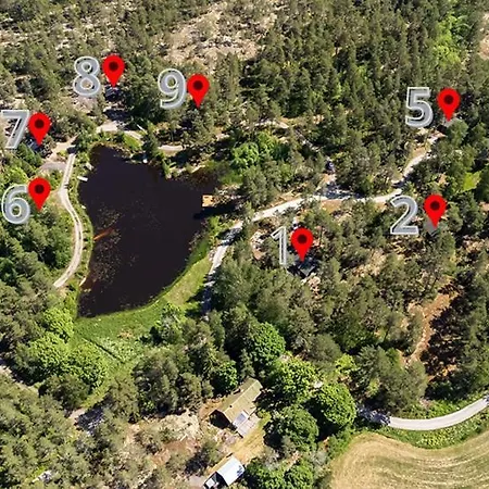 Pinetree With Loft Pyharanta