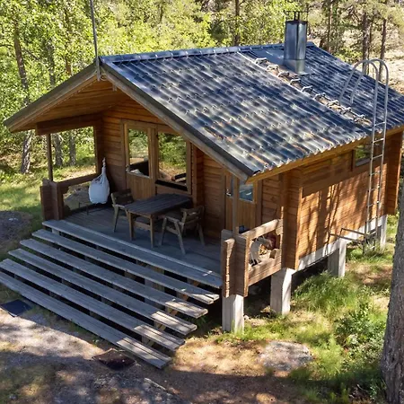 Semesterbostad Pinetree With Loft *