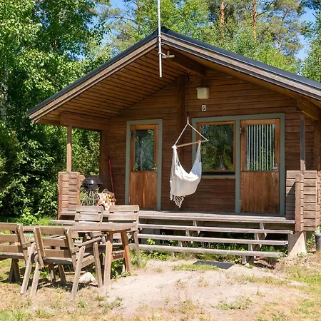 Pinetree With Loft Semesterbostad *